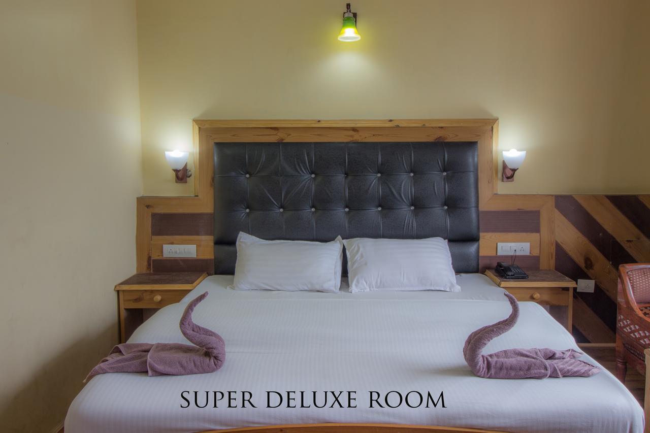 Neha Palace Hotel Manali  Ngoại thất bức ảnh